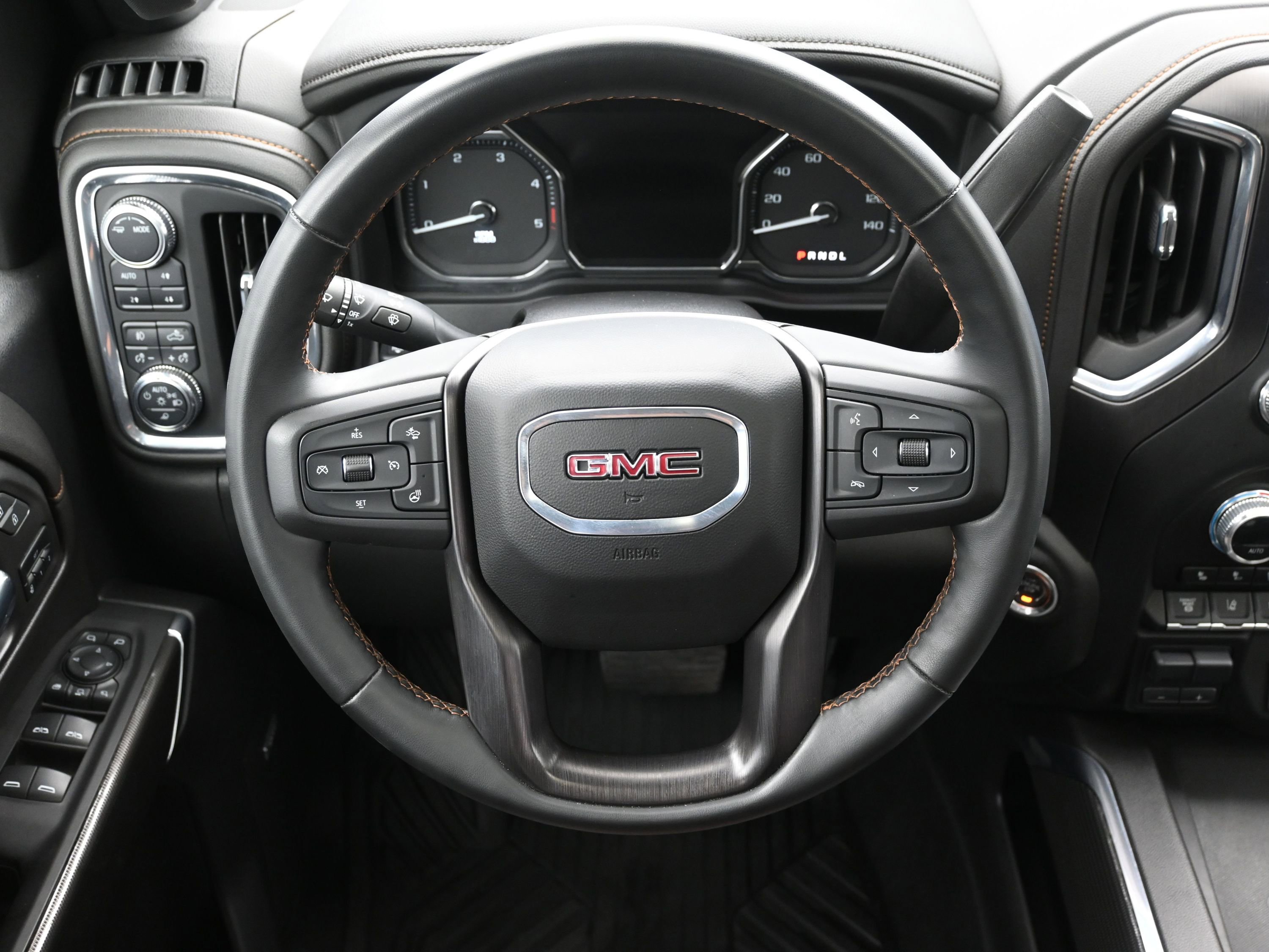 Used 2023 GMC Sierra 2500 AT4 w/ AT4 Premium Plus Package image 15