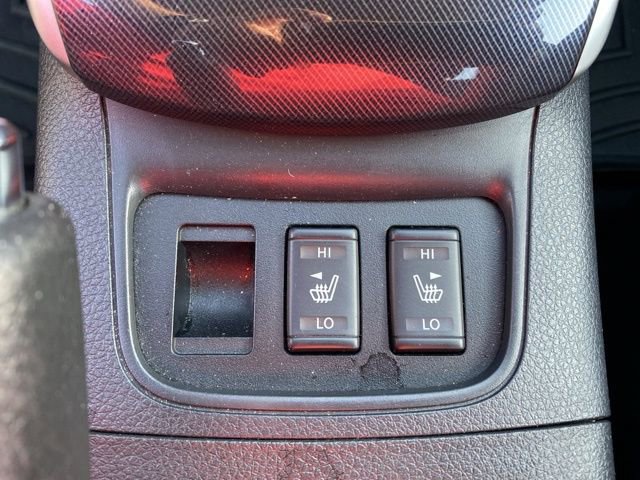 Used 2016 Nissan Sentra SR w/ SR Premium Package image 25