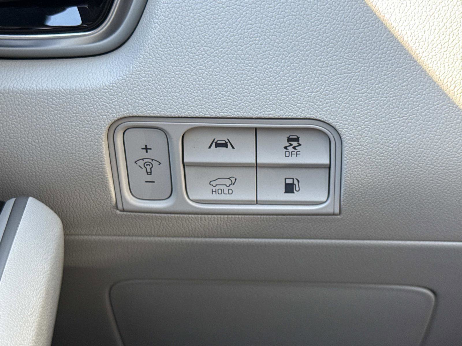 Used 2023 Kia Sorento SX Prestige image 14