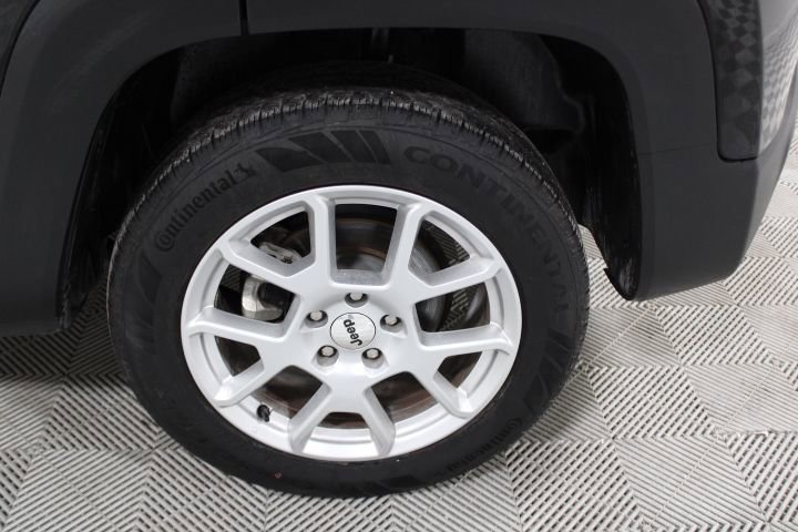 Used 2023 Jeep Renegade Latitude image 36