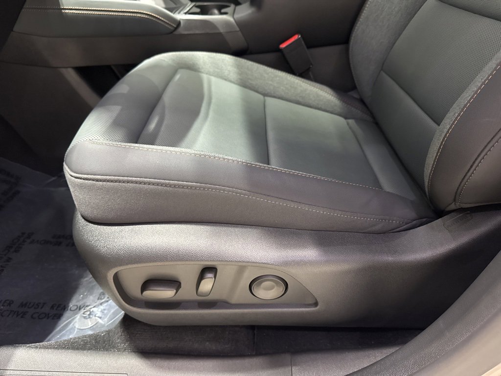 Used 2026 GMC Terrain AT4 w/ Convenience Package III image 16