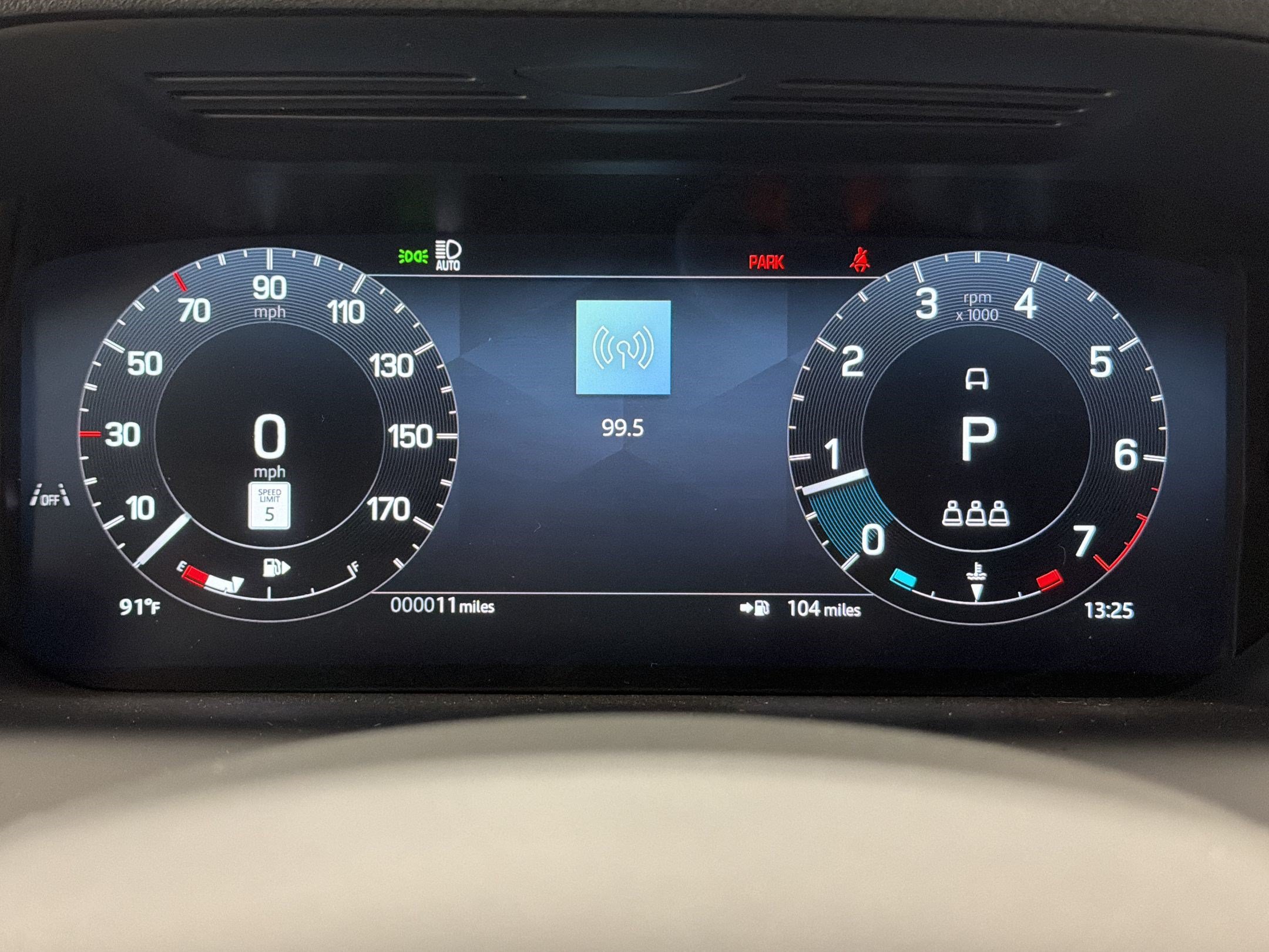 New 2026 Land Rover Discovery Sport Landmark AWD/4WD image 21
