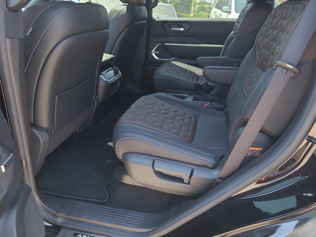 New 2026 Nissan Armada Platinum w/ Convenience Package RWD image 9