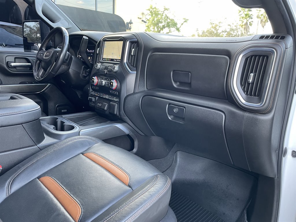 Used 2020 GMC Sierra 2500 AT4 w/ AT4 Premium Package image 15