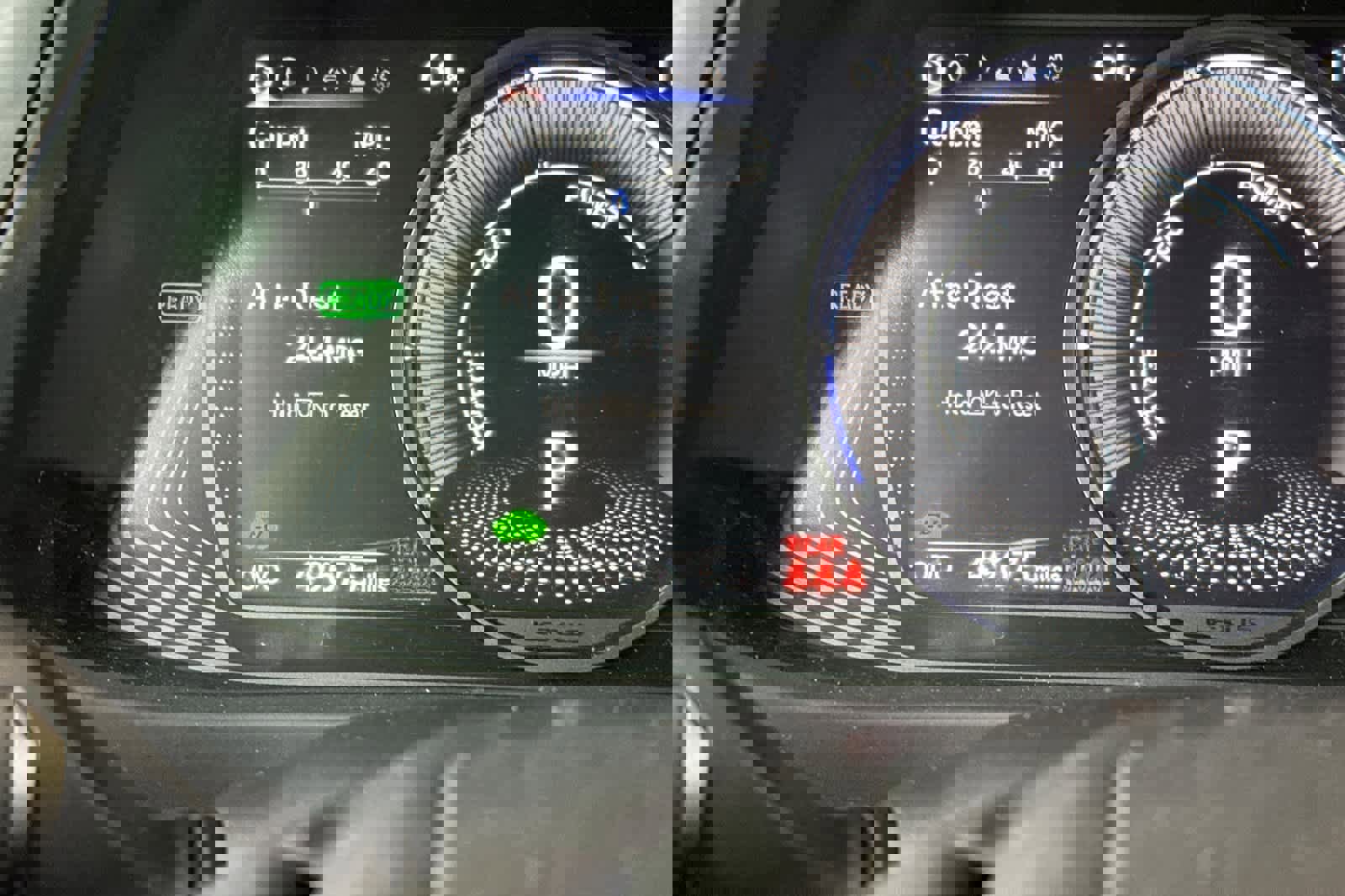 Certified 2023 Lexus UX 250h F Sport w/ Accessory Package (Z2) image 29