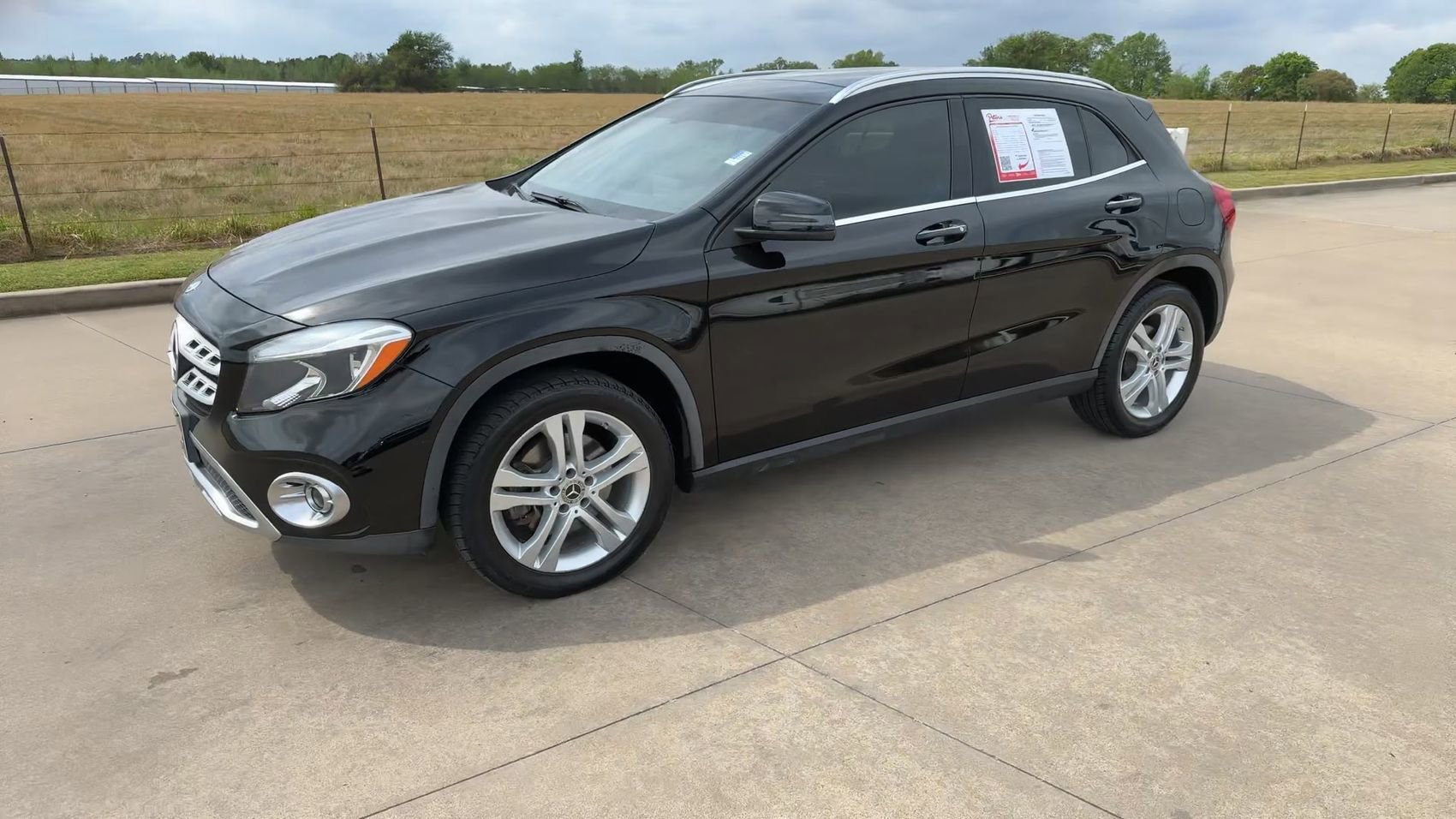 Used 2018 Mercedes-Benz GLA 250 4MATIC image 5