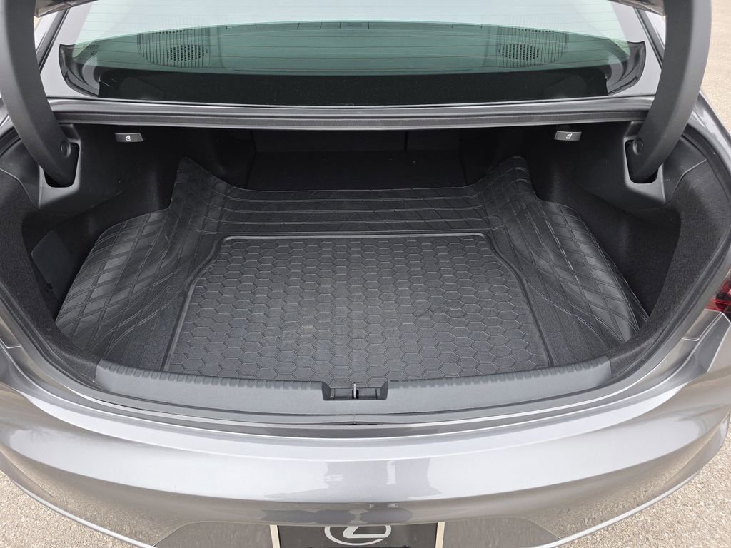 Used 2025 Acura TLX w/ Technology Package image 16