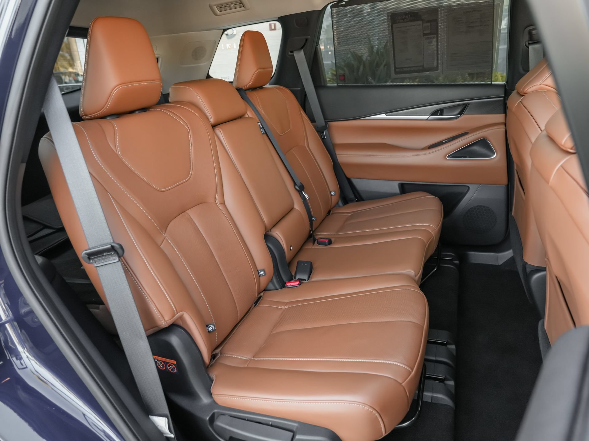 Used 2023 INFINITI QX60 Sensory w/ Vision Package AWD/4WD image 37