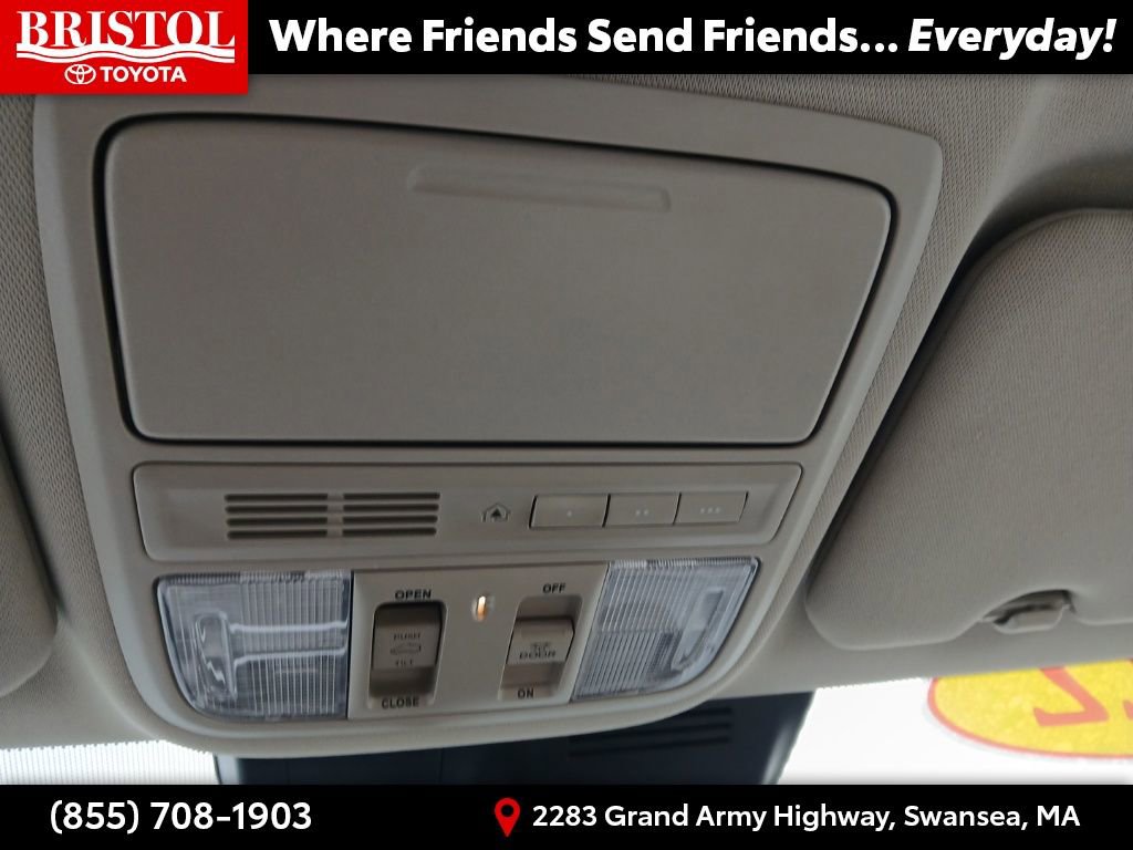 Used 2022 Honda CR-V Touring image 27