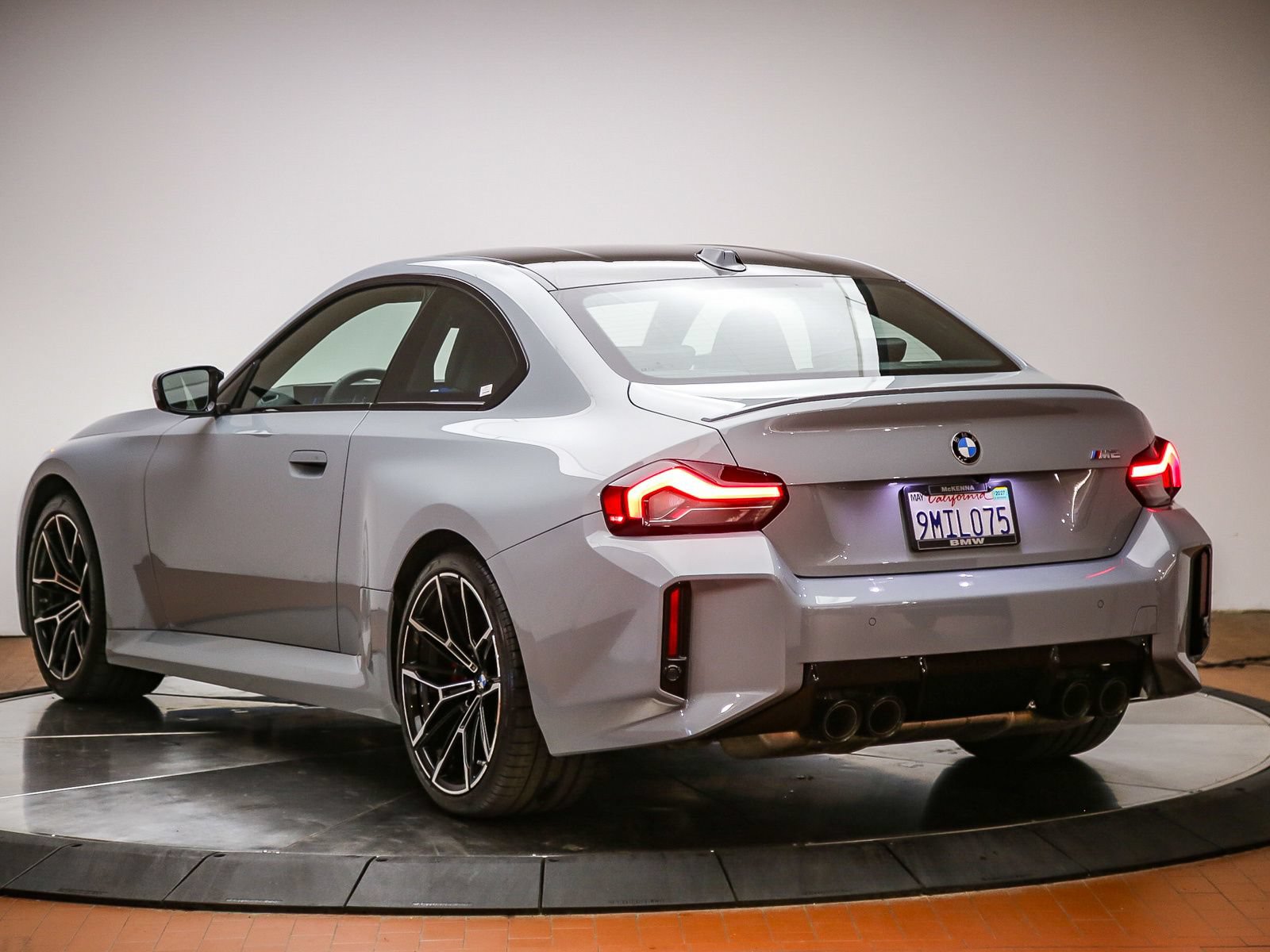 Used 2024 BMW M2 w/ Lighting Package RWD image 2