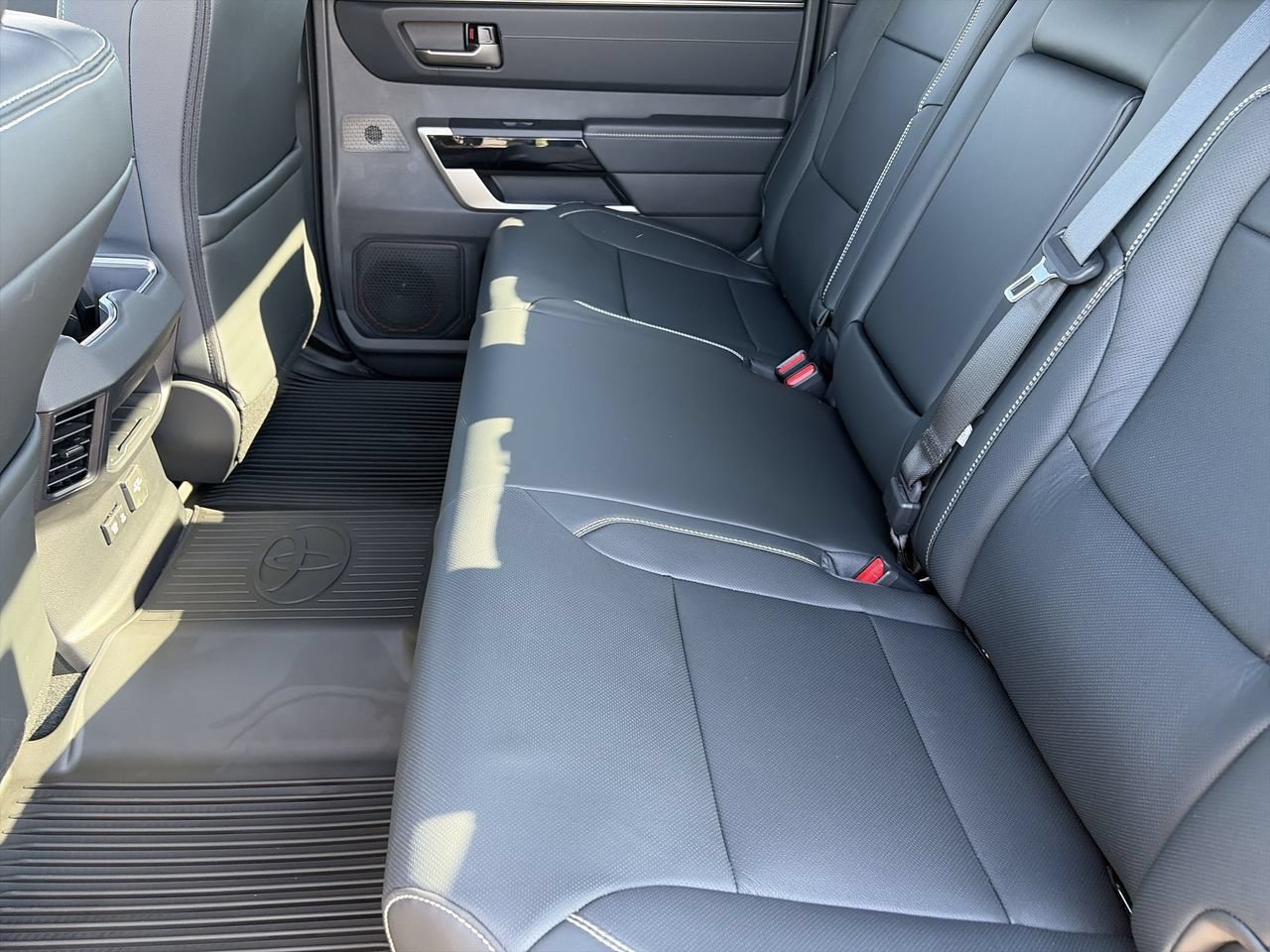 New 2026 Toyota Tundra Limited AWD/4WD image 21