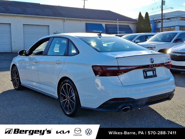 Used 2025 Volkswagen Jetta GLI Autobahn image 5