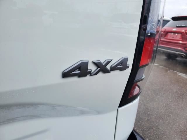 New 2026 Nissan Frontier S image 16