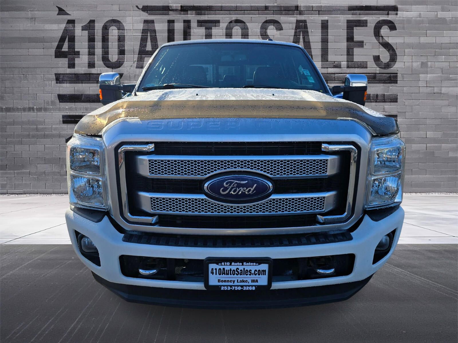 Used 2014 Ford F350 Platinum w/ Platinum Package image 5