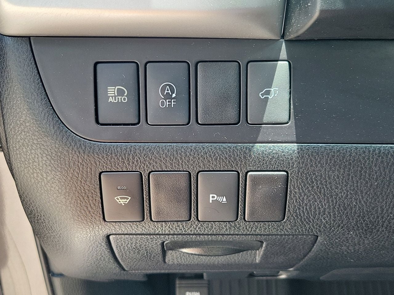 Used 2019 Toyota Highlander Limited AWD/4WD image 30