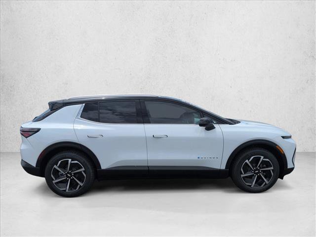 Certified 2026 Chevrolet Equinox EV LT FWD image 9