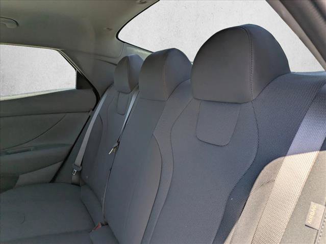 New 2026 Hyundai Elantra SE FWD image 18