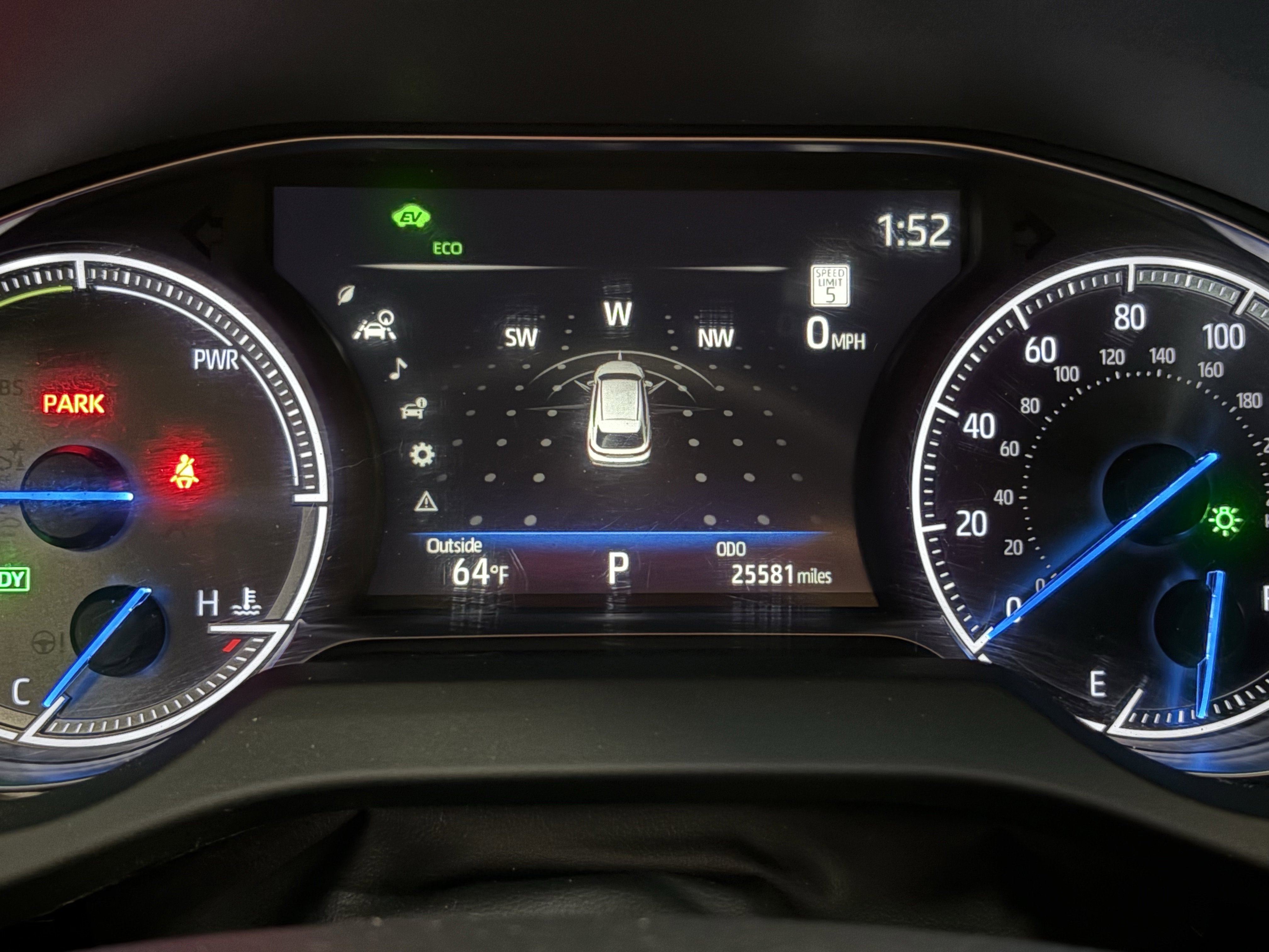 Certified 2024 Toyota Venza Nightshade image 24