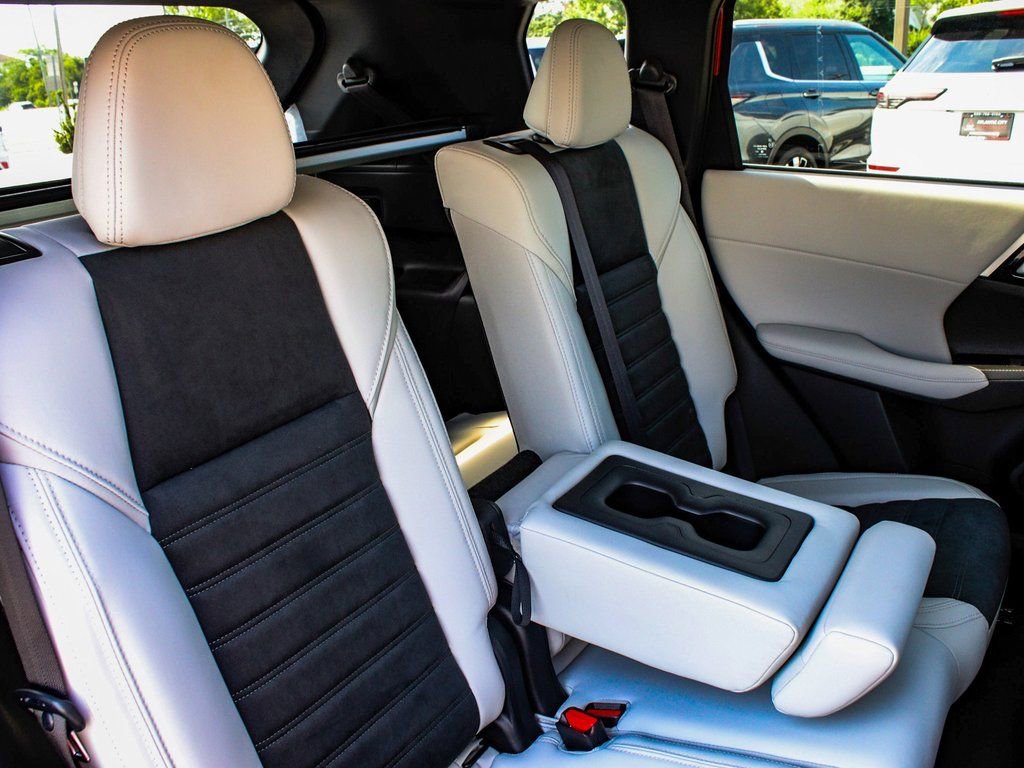 New 2025 Mitsubishi Outlander SE AWD/4WD image 40