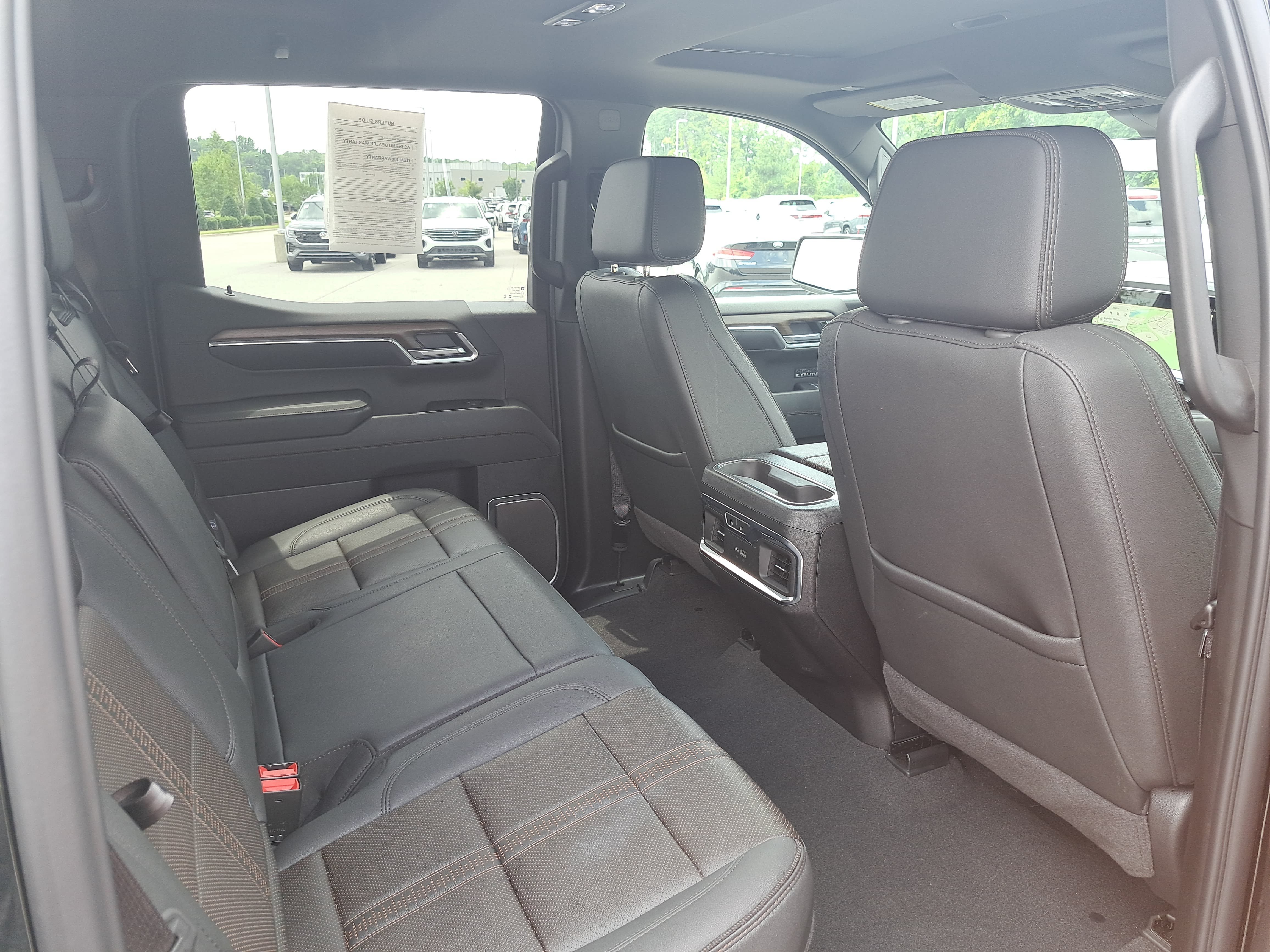 Used 2026 Chevrolet Silverado 1500 High Country w/ High Country Premium Package AWD/4WD image 11