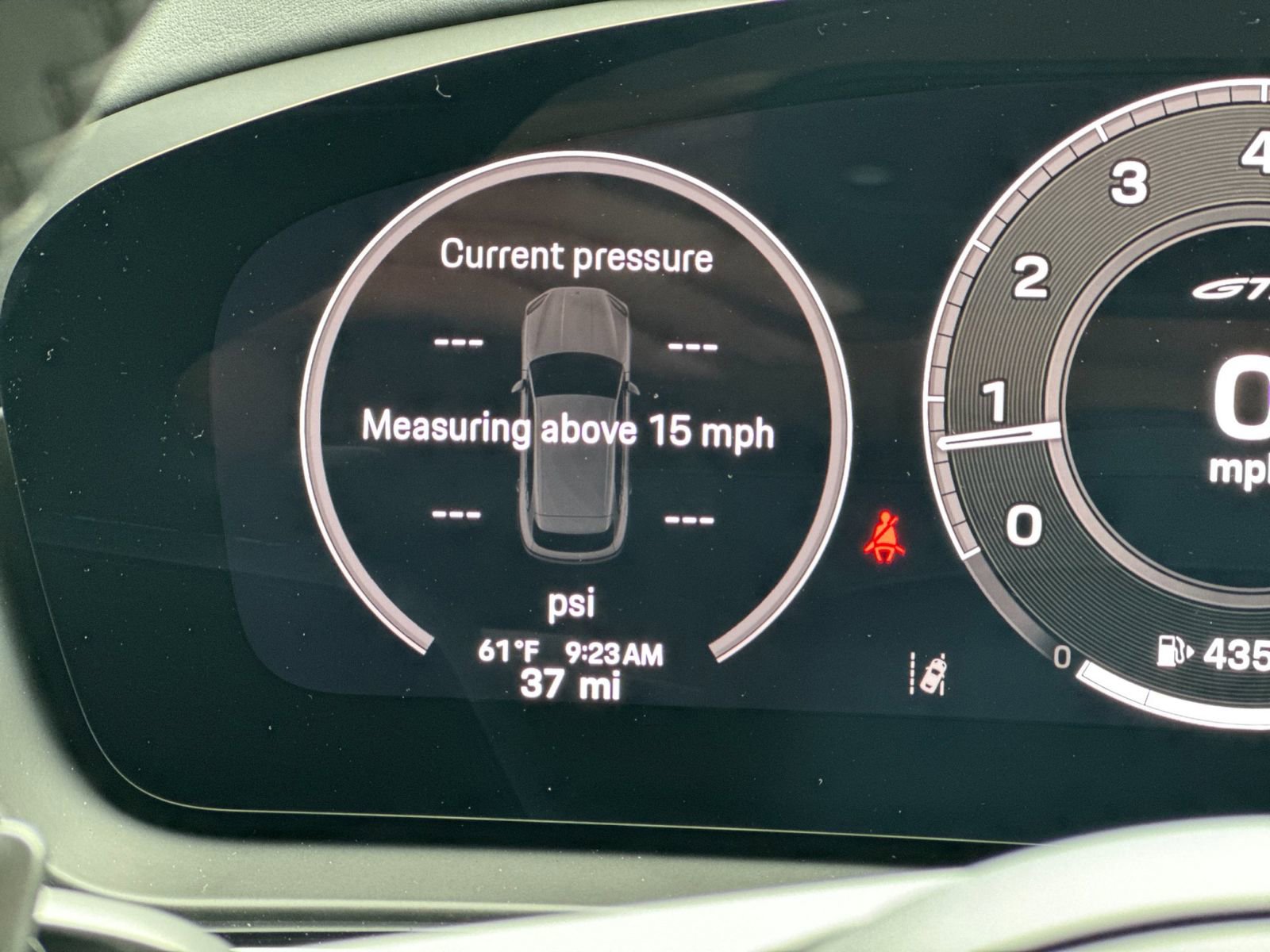 New 2026 Porsche Cayenne GTS image 32