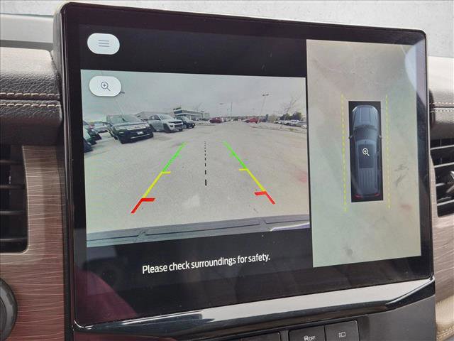 Used 2023 Ford Expedition Limited AWD/4WD image 14