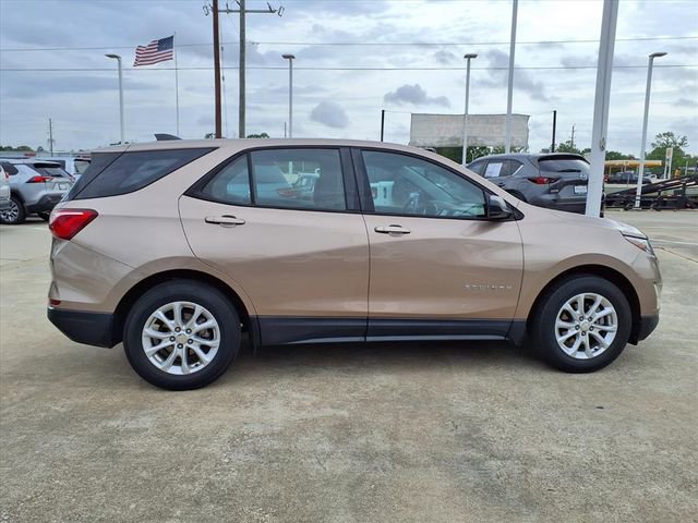 Used 2018 Chevrolet Equinox LS image 5