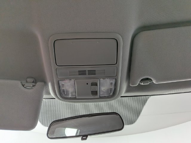 Used 2018 Honda Pilot LX image 19