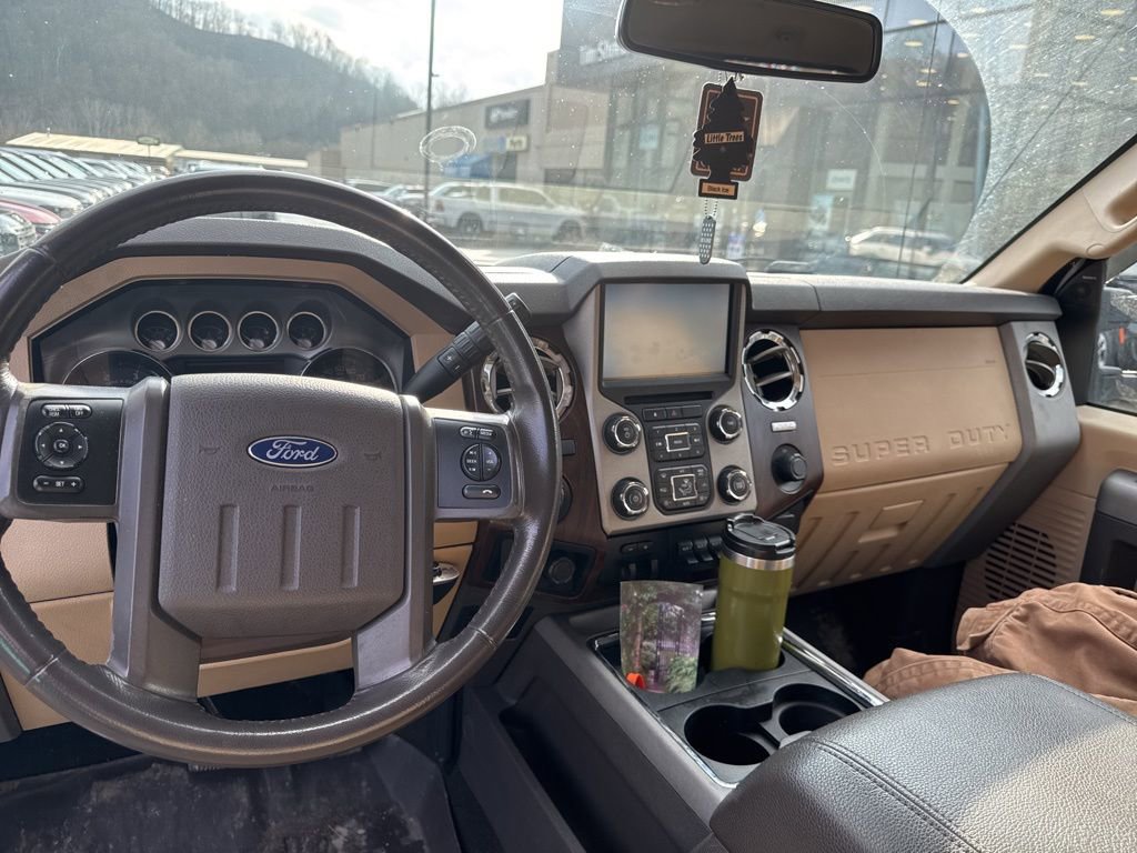 Used 2016 Ford F350 Lariat w/ Chrome Package image 7