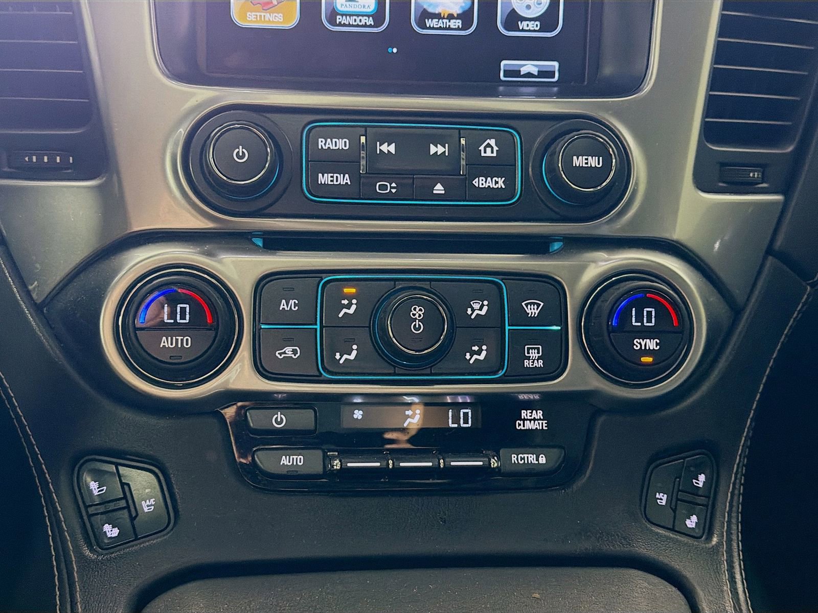 Used 2016 Chevrolet Tahoe LTZ AWD/4WD image 19