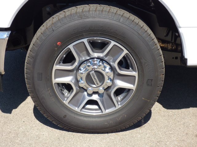 New 2026 Ford F350 Lariat image 30