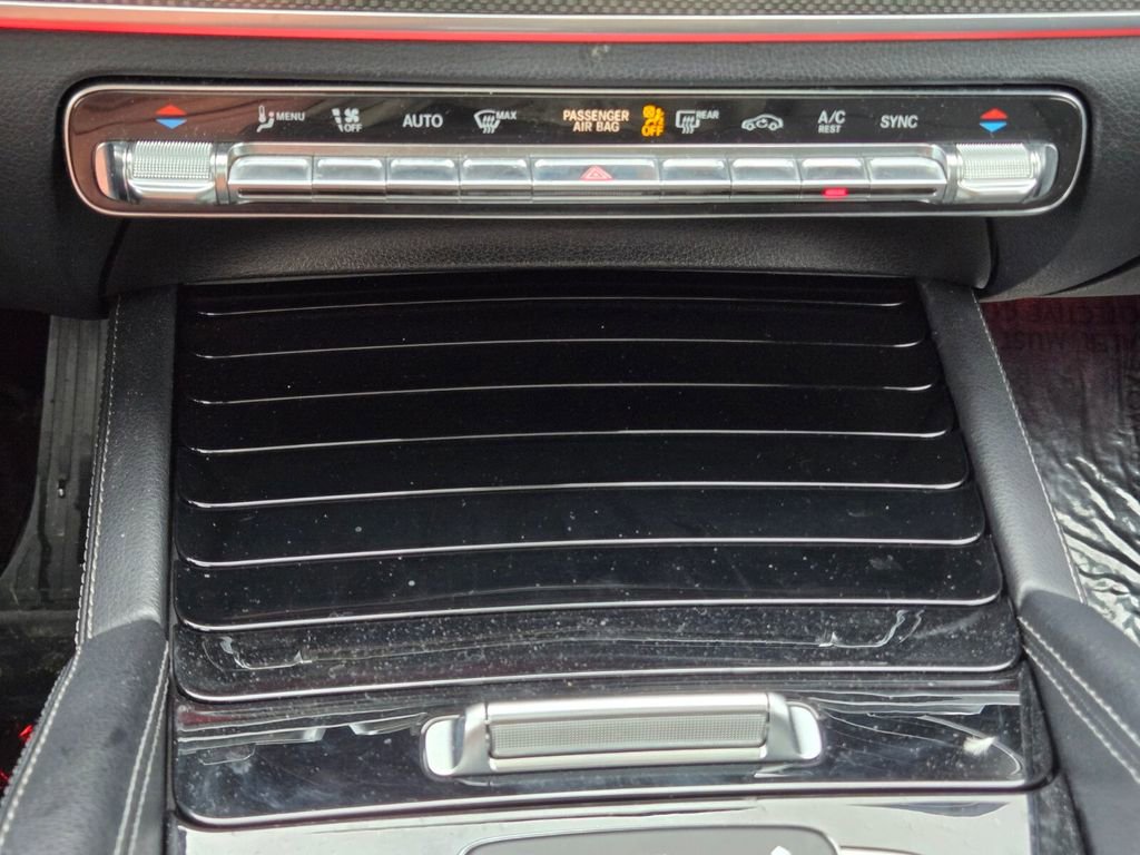 Used 2020 Mercedes-Benz GLE 350 4MATIC image 33