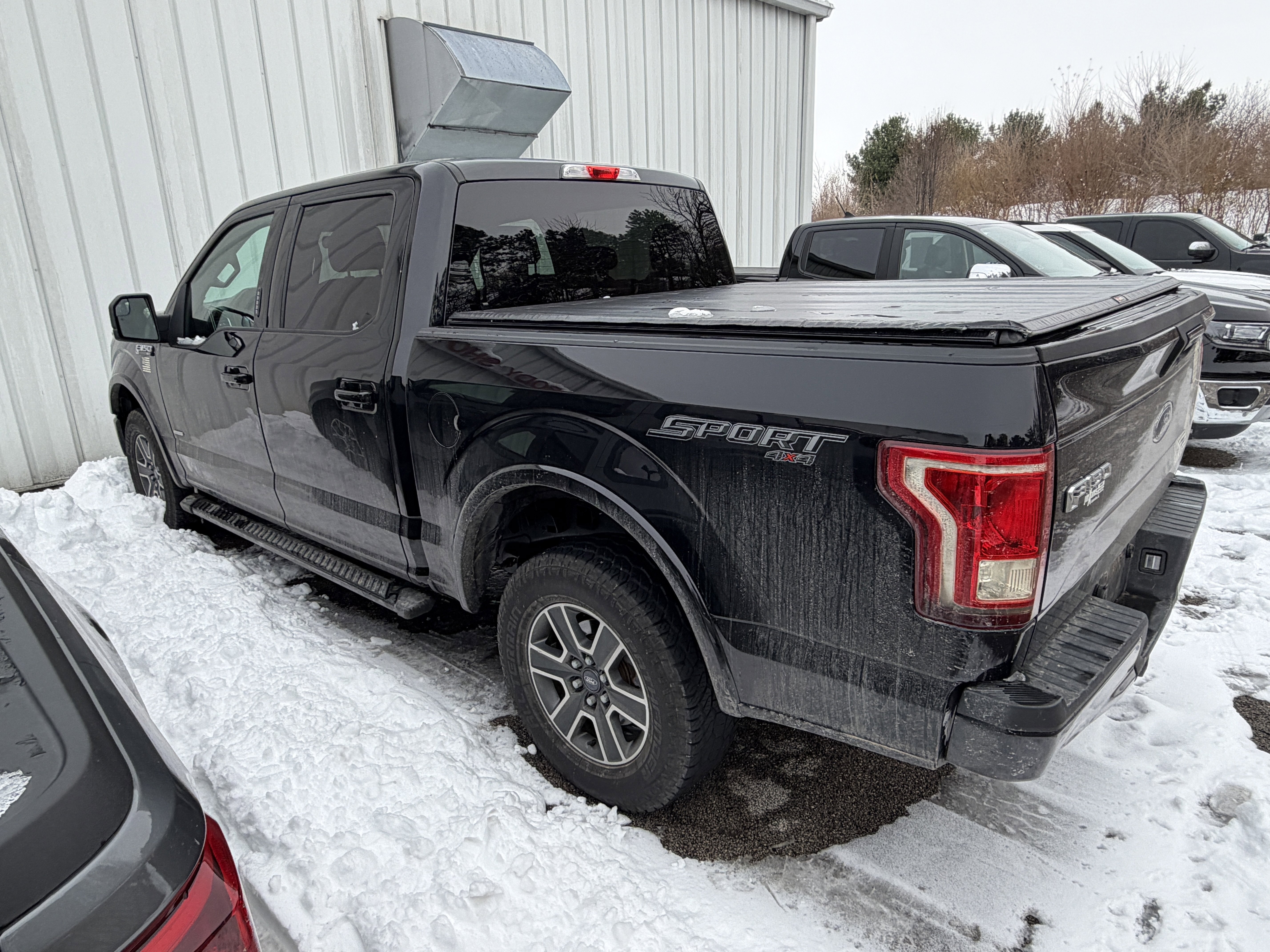 Used 2016 Ford F150 XLT w/ Equipment Group 301A Mid image 13