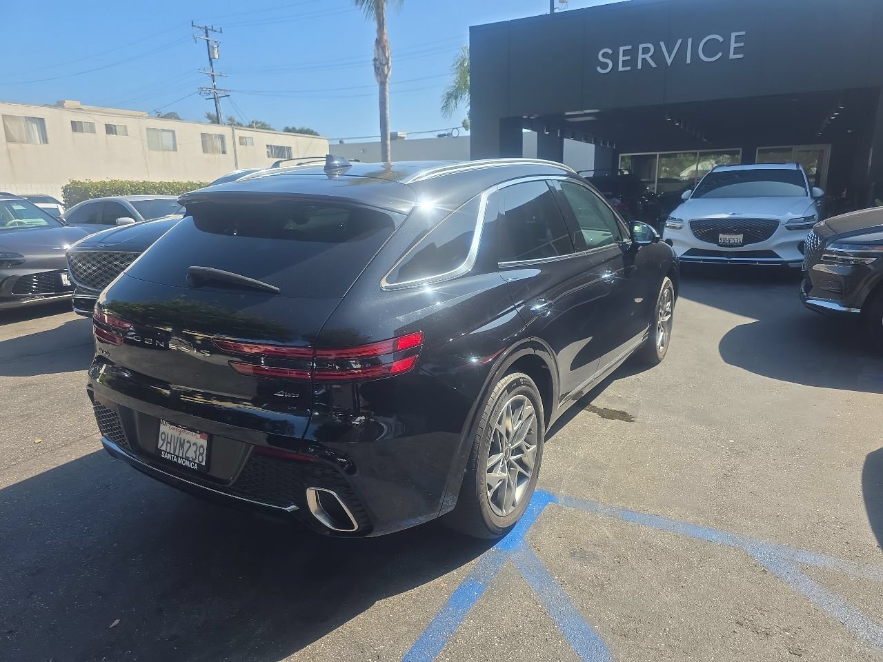 Used 2024 Genesis GV70 2.5T w/ Advanced Package AWD/4WD image 3