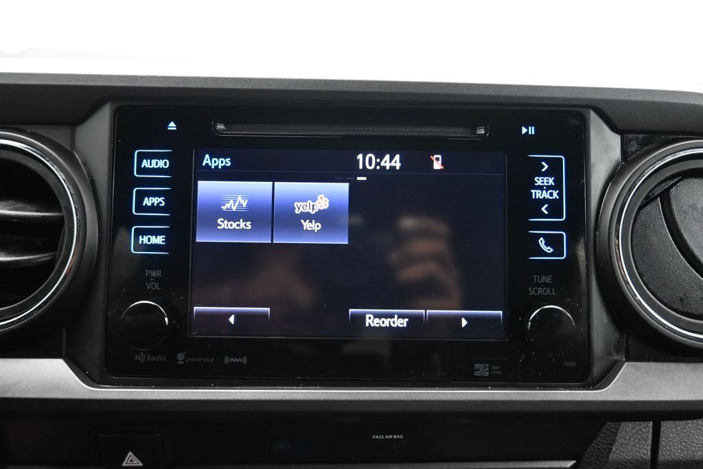 Used 2019 Toyota Tacoma TRD Off-Road AWD/4WD image 19