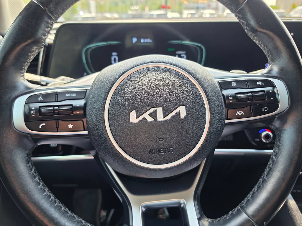 Certified 2023 Kia Sportage EX AWD/4WD image 18