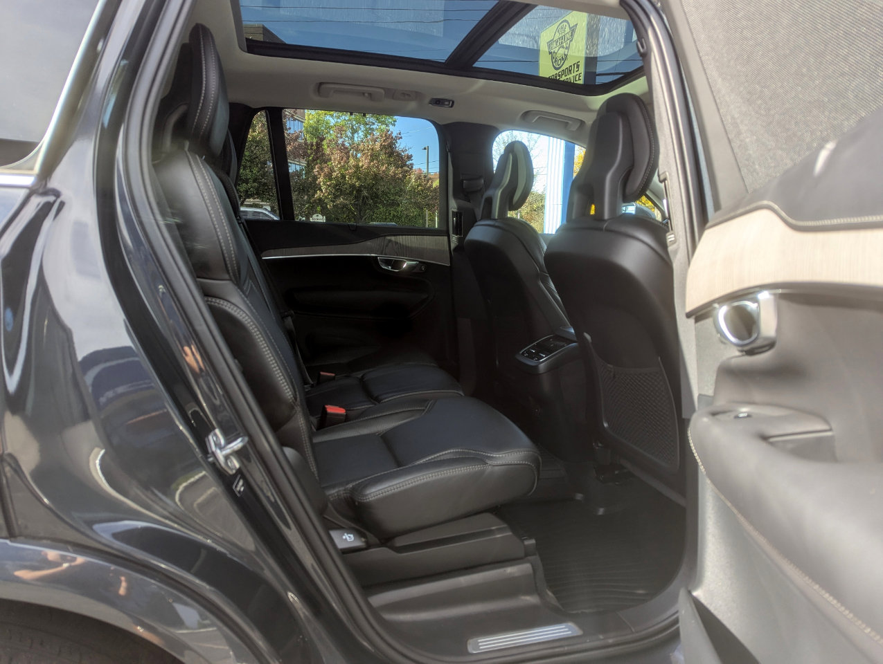 Used 2021 Volvo XC90 T6 Inscription w/ Protection Package image 37