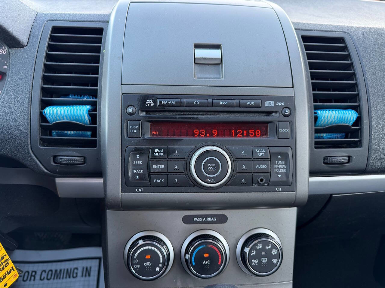 Used 2012 Nissan Sentra 2.0 S image 16