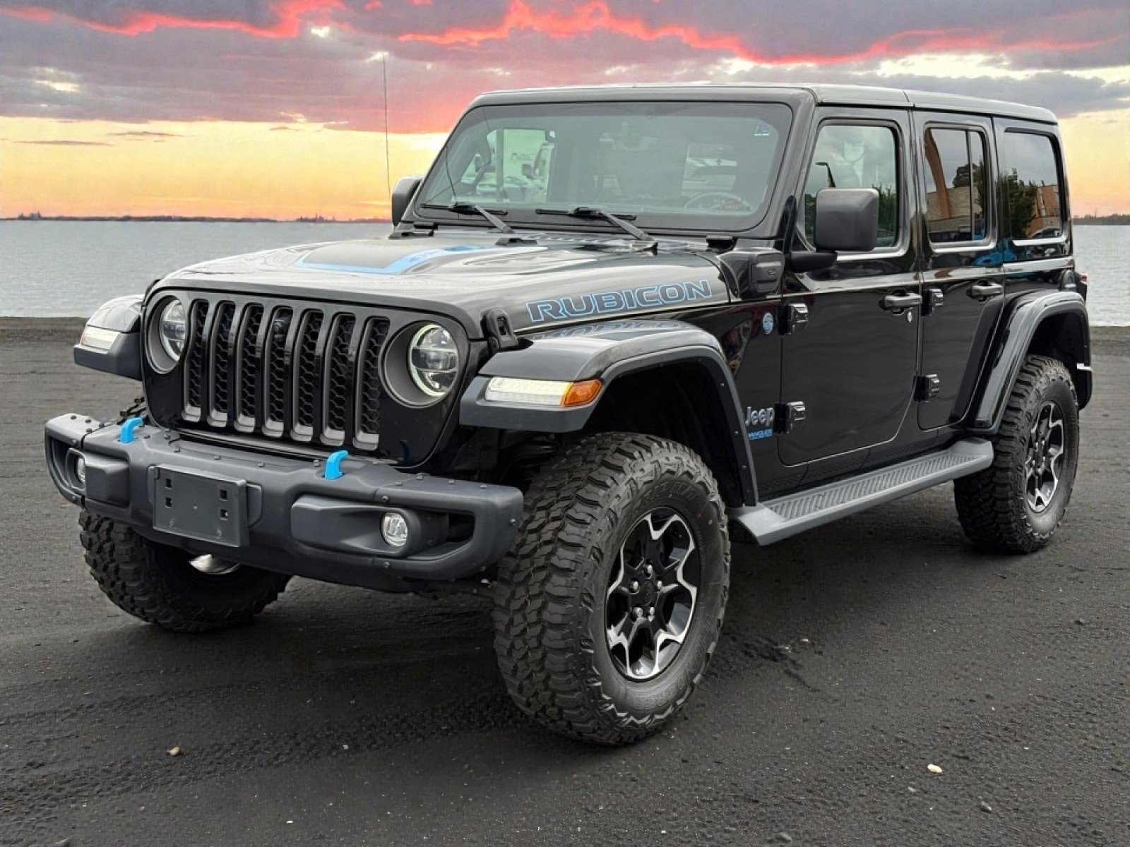 Used 2021 Jeep Wrangler Unlimited Rubicon 4xe w/ Steel Bumper Group image 4
