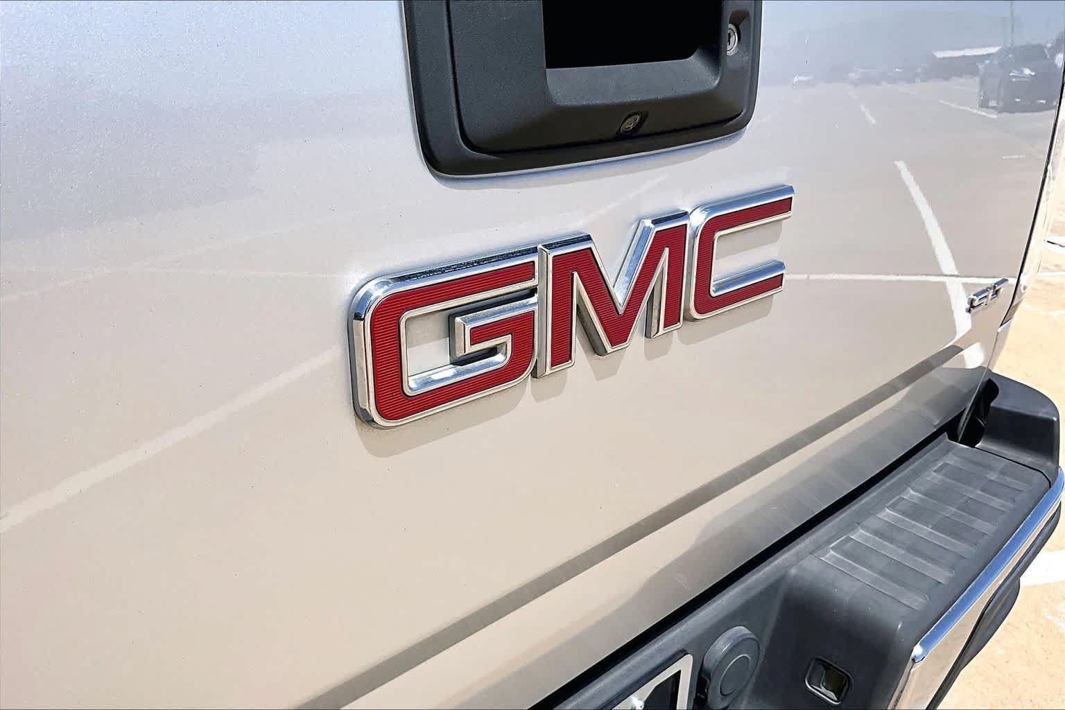 Used 2016 GMC Canyon SLT w/ Driver Alert Package RWD image 31