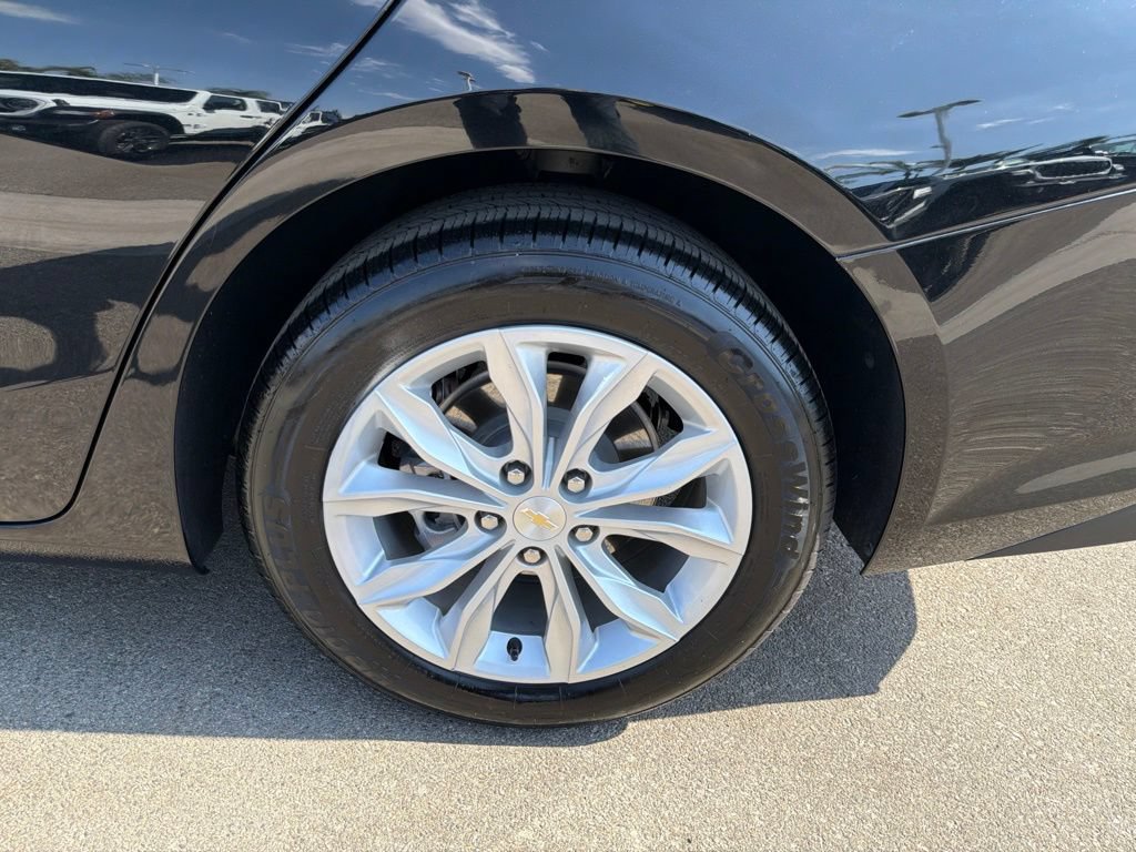 Used 2023 Chevrolet Malibu LT FWD image 14