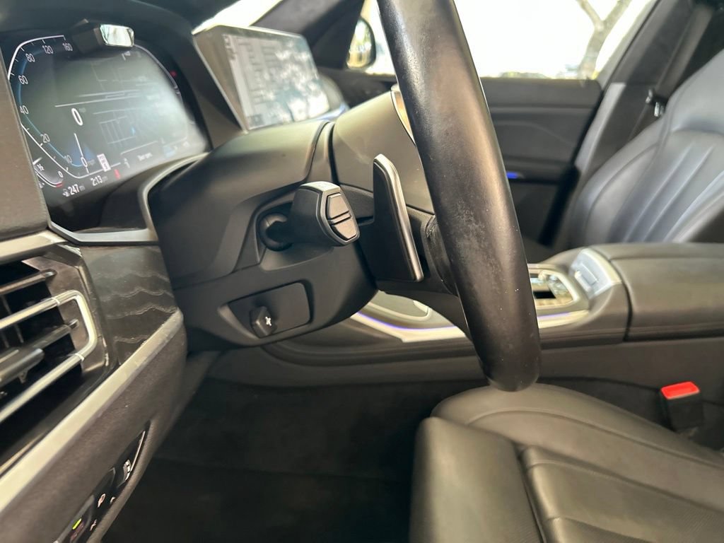 Used 2022 BMW X7 xDrive40i w/ M Sport Package AWD/4WD image 62
