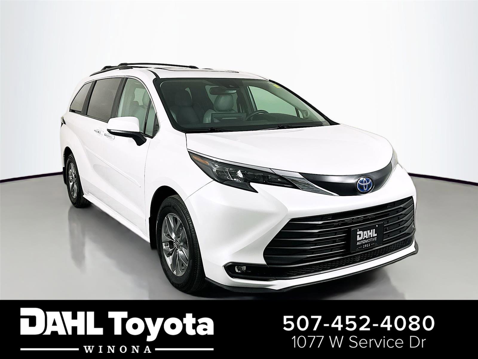 Used 2025 Toyota Sienna XLE w/ XLE Plus Package
