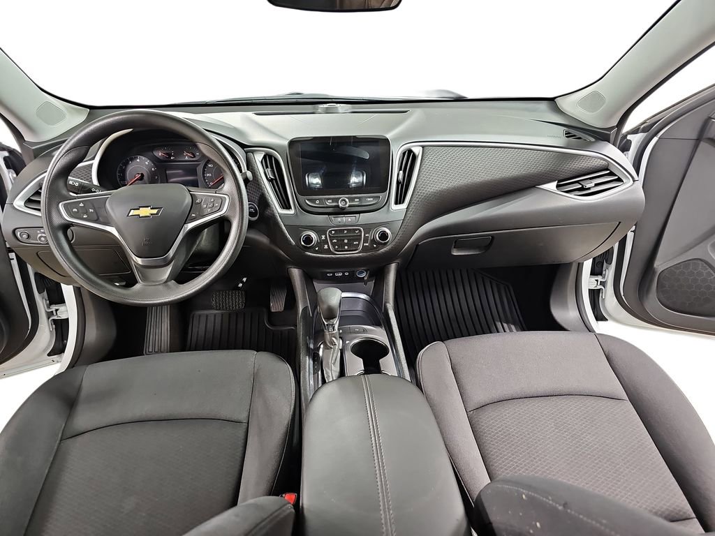 Used 2022 Chevrolet Malibu LT image 11