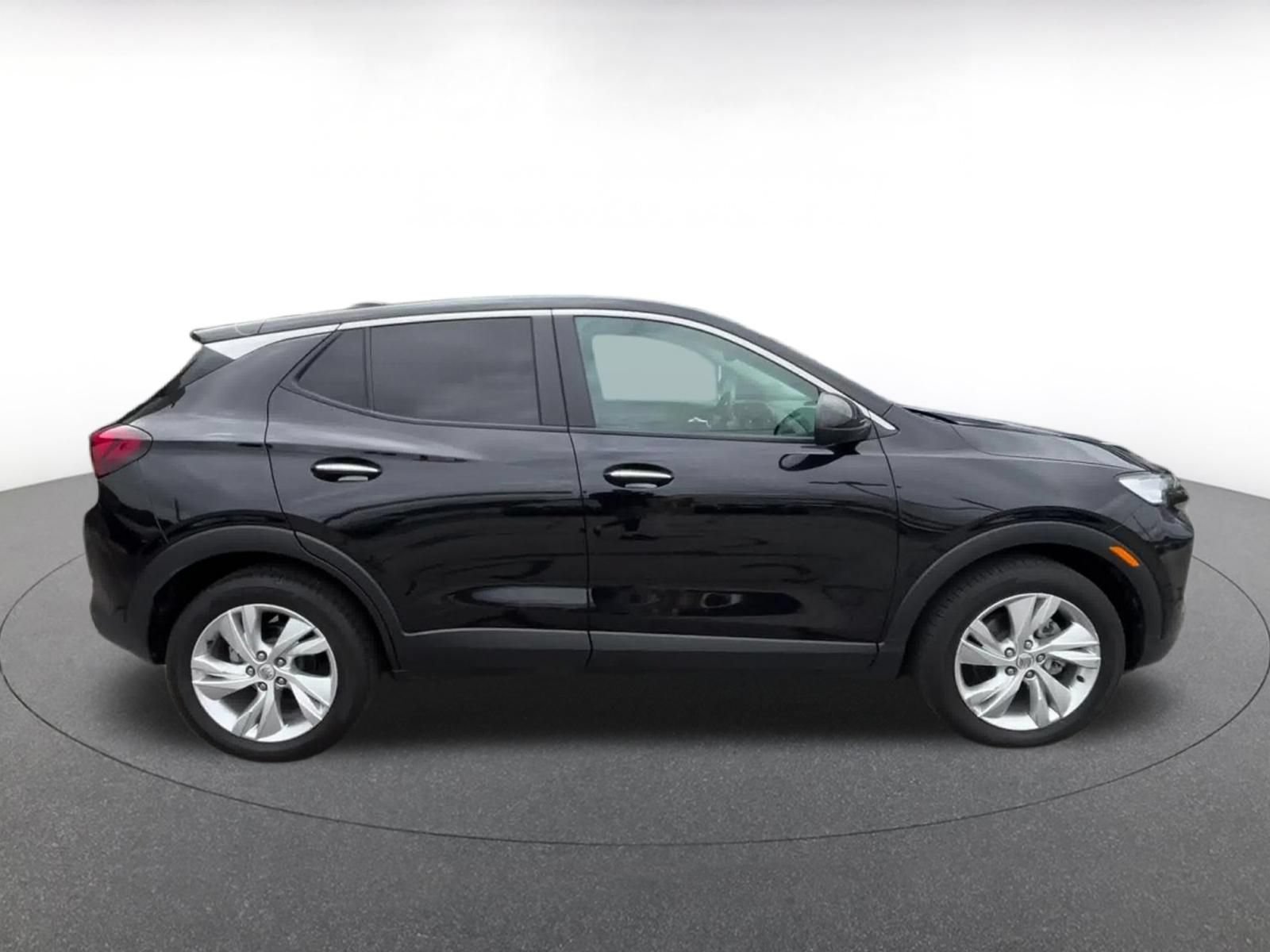 Used 2025 Buick Encore GX Preferred FWD image 16