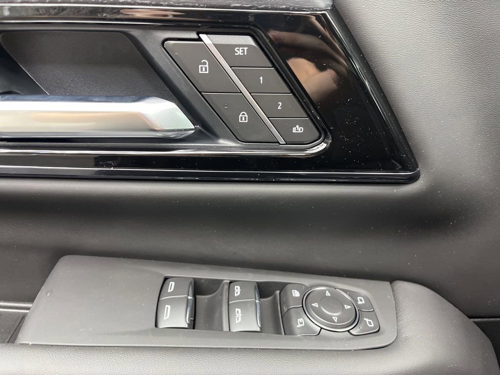 New 2026 GMC Yukon AT4 Ultimate image 9