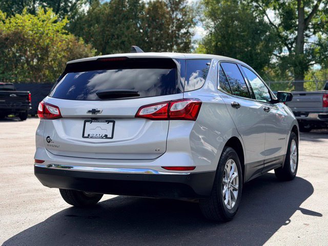 Used 2020 Chevrolet Equinox LT w/ LPO, Floor Liner Package FWD image 5