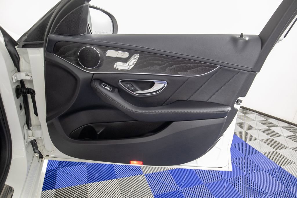 Used 2016 Mercedes-Benz C 300 Sedan image 13