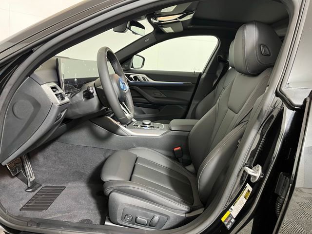 New 2026 BMW i4 xDrive40i w/ M Sport Package AWD/4WD image 9