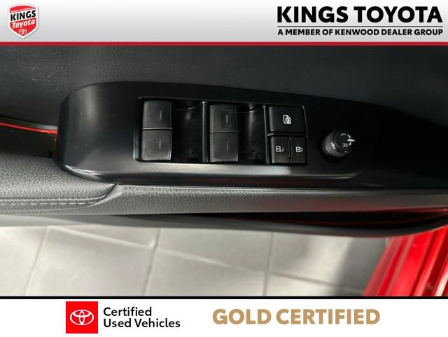 Used 2025 Toyota Camry XSE FWD image 11